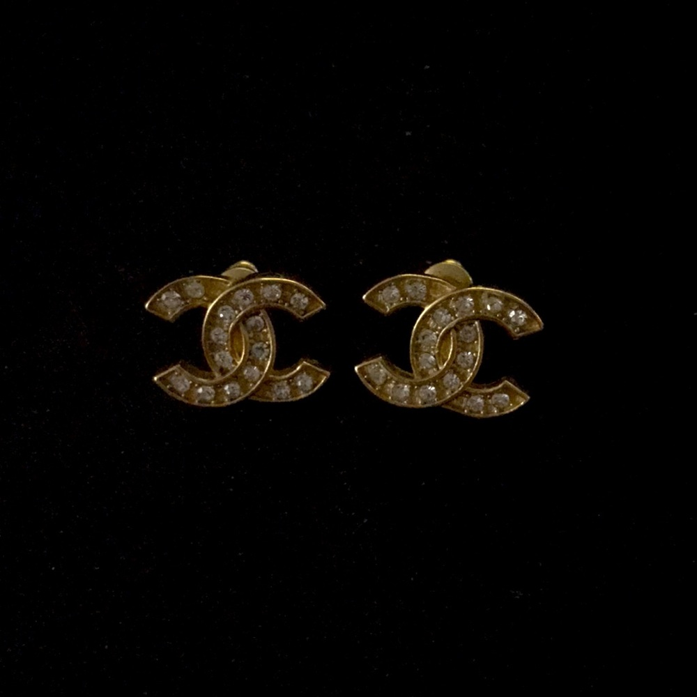 CHANEL - Rhinestone earrings